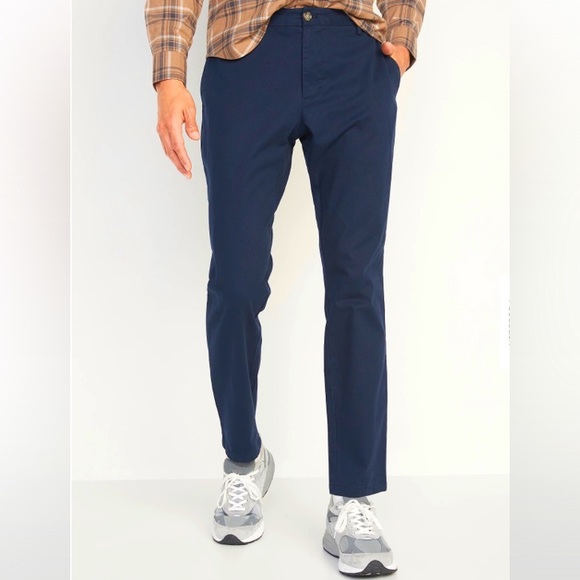 Old Navy Athletic Built-In Flex Rotation Chino Pants for Men - Picture 1 of 5